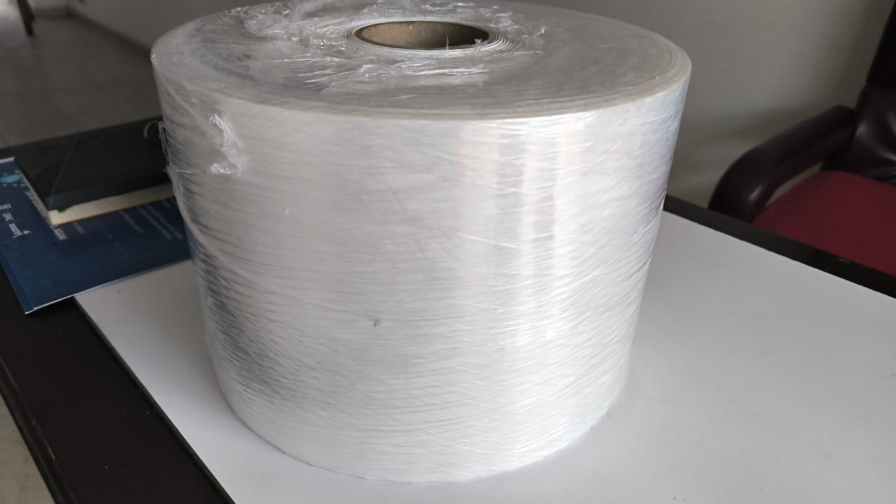 PELICULA POLIPROPILENO BLANCO BRILLANTE 210 MM x 100mts